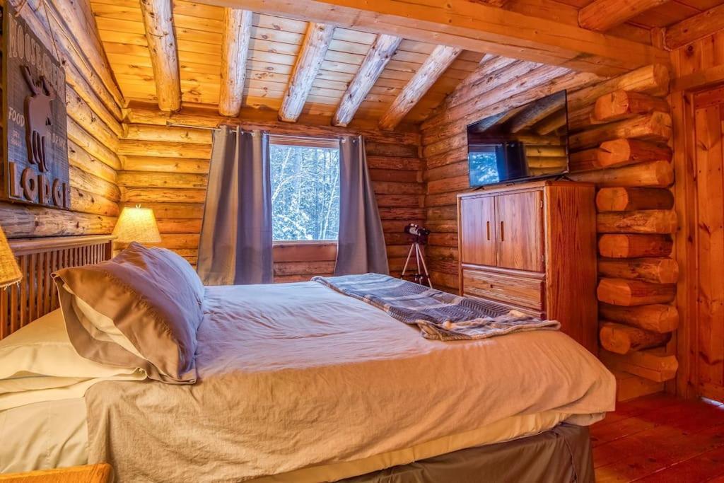 Family-Focused & Pet-Friendly Log Cabin With 4Br 2Ba Sleeps 10 Bethlehem Bagian luar foto