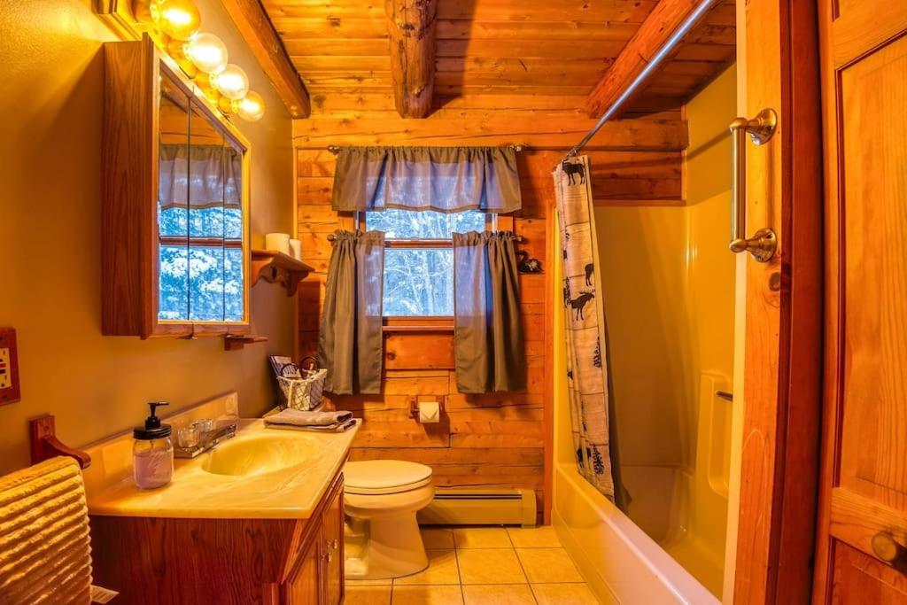 Family-Focused & Pet-Friendly Log Cabin With 4Br 2Ba Sleeps 10 Bethlehem Bagian luar foto